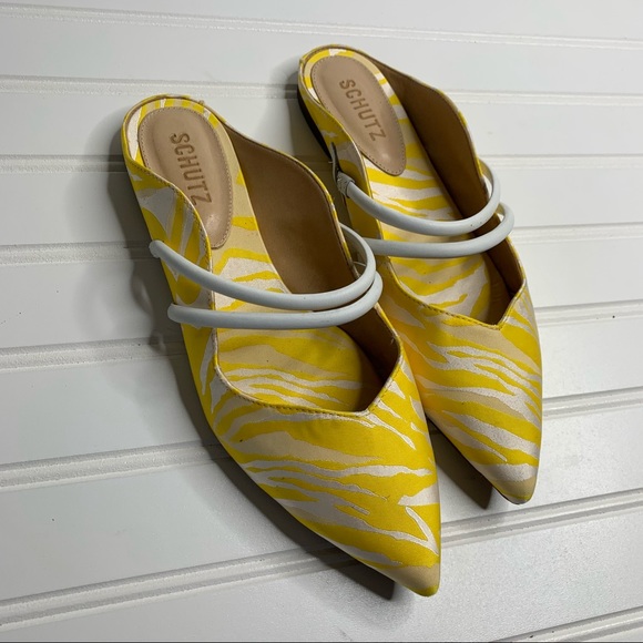 Schutz Point Toe Flats Mules Yellow Zebra - Picture 6 of 8